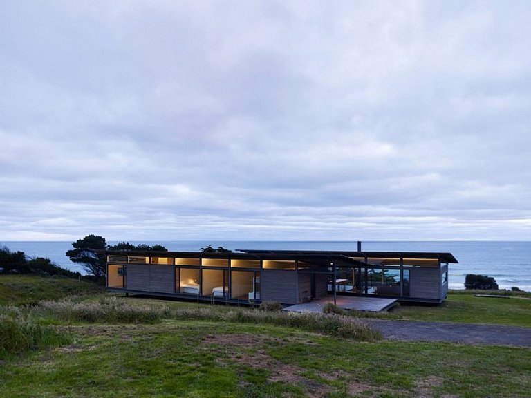 Apollo Bay House by Rob Kennon Architects - Gessato