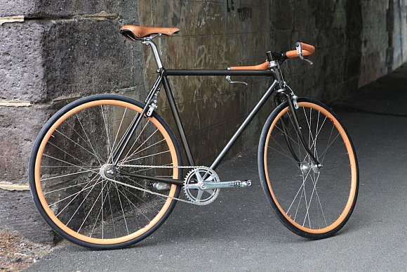 Victoire Cycles for Berluti - Gessato