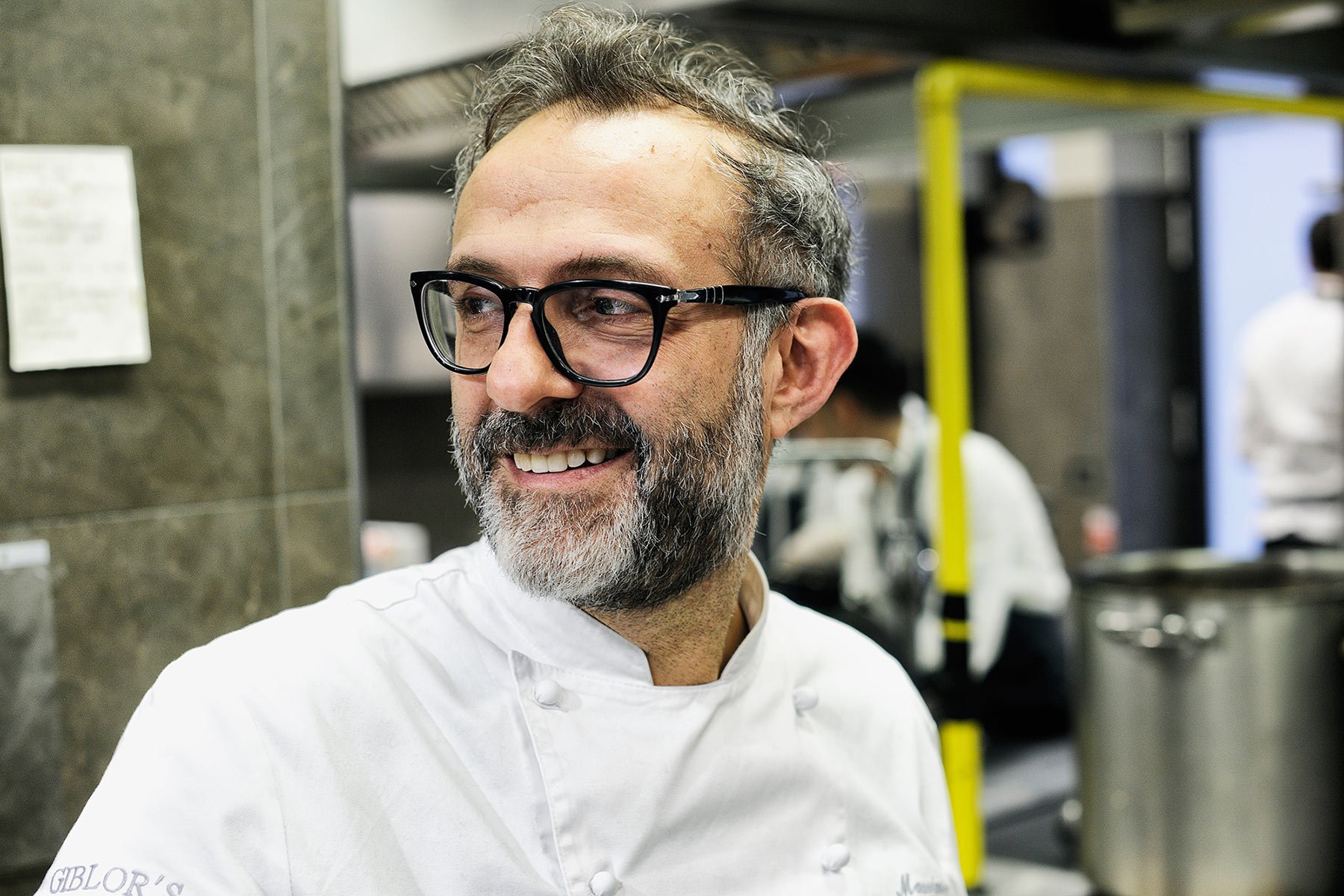 #FoodieFriday Book Review: Never Trust a Skinny Italian Chef - Gessato
