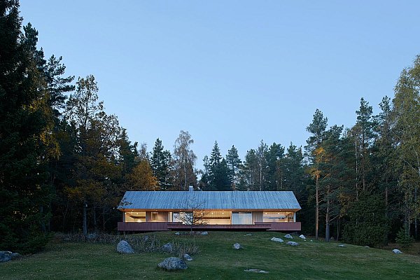 Summerhouse Svartnö by WRB Architects - Gessato