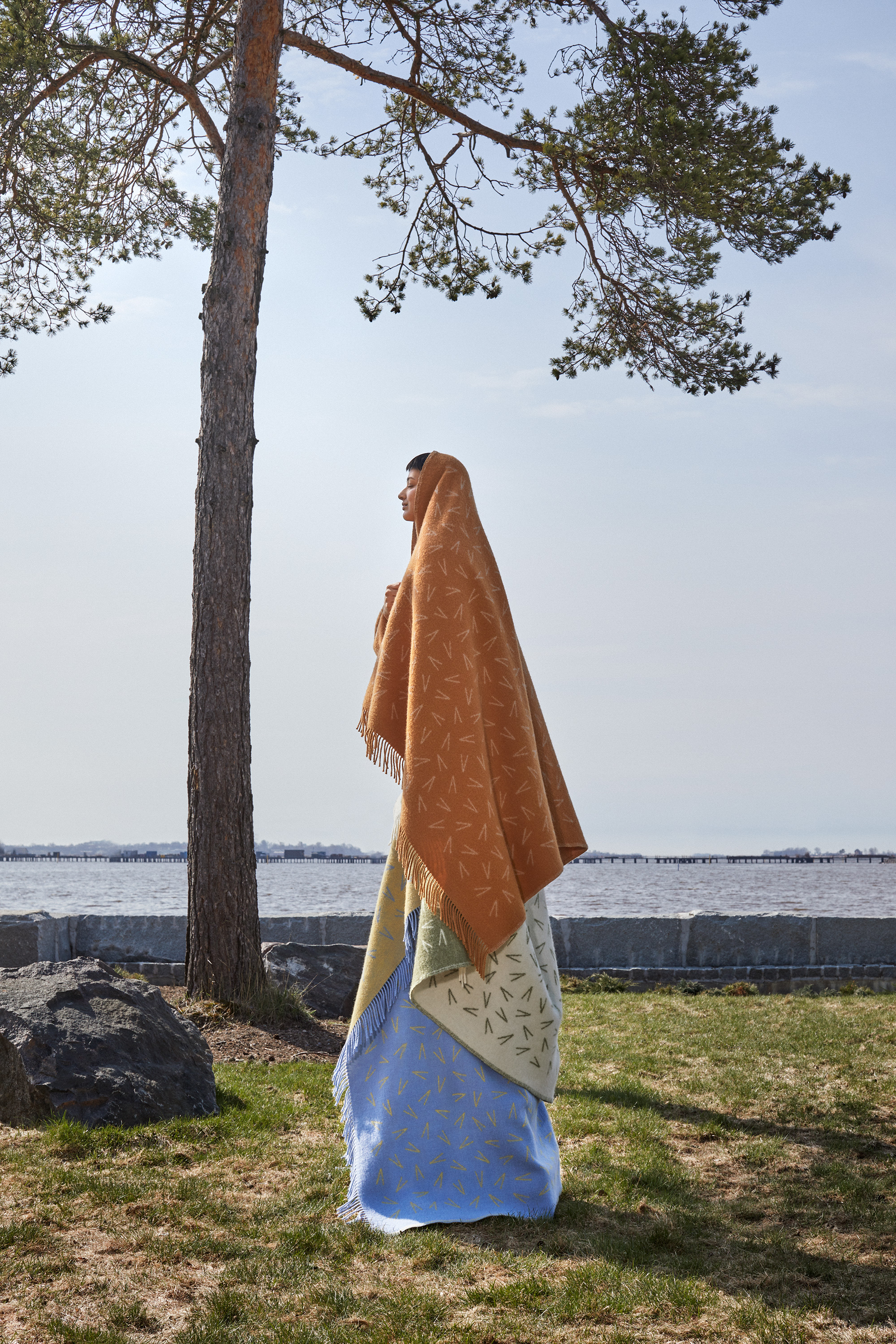 Pine Needles Blanket: An Ode to Nature and Sustainability - Gessato