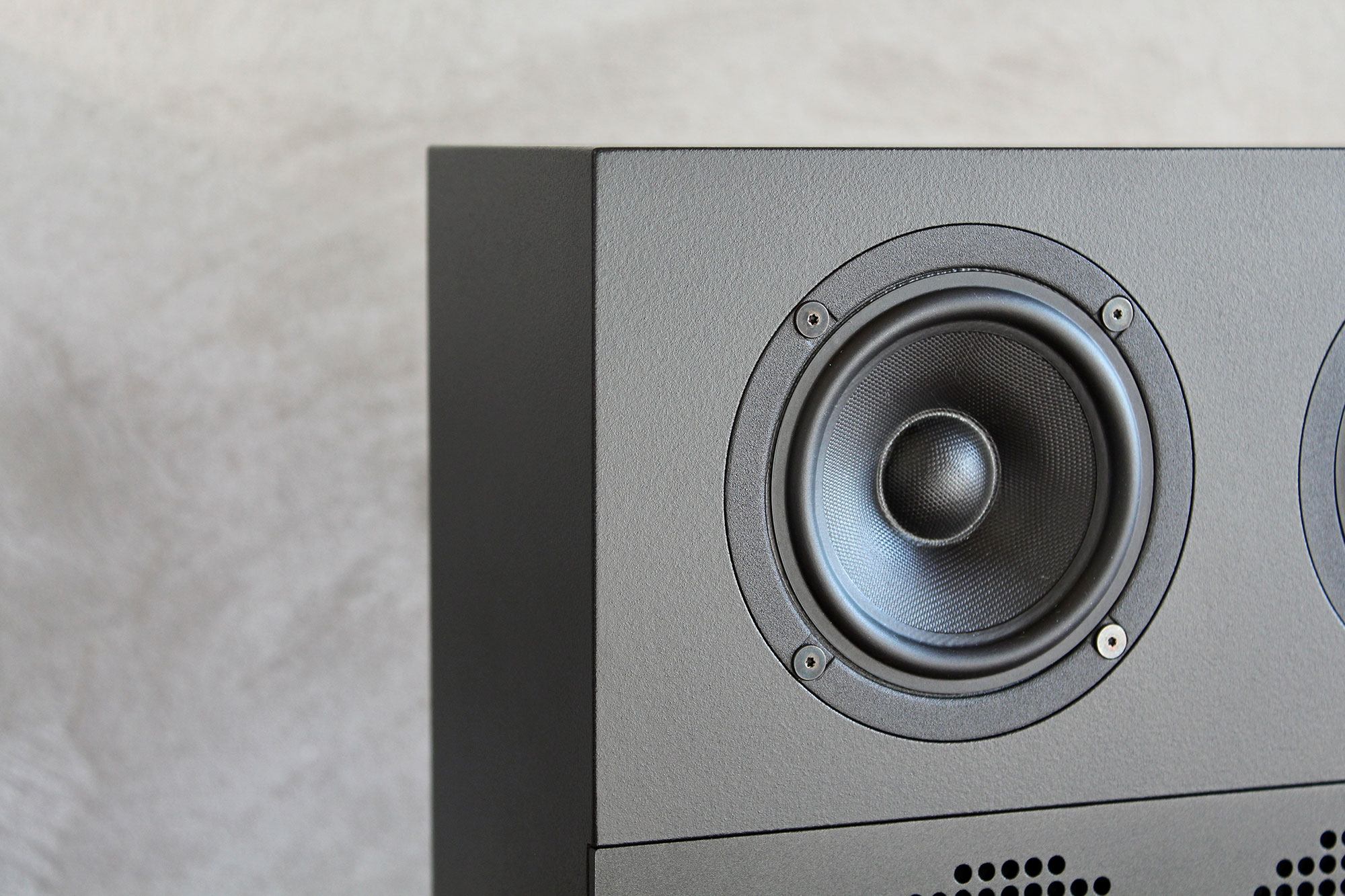 The Nocs Mini by Daniel Alm: Redefining the Compact Speaker Landscape - Gessato