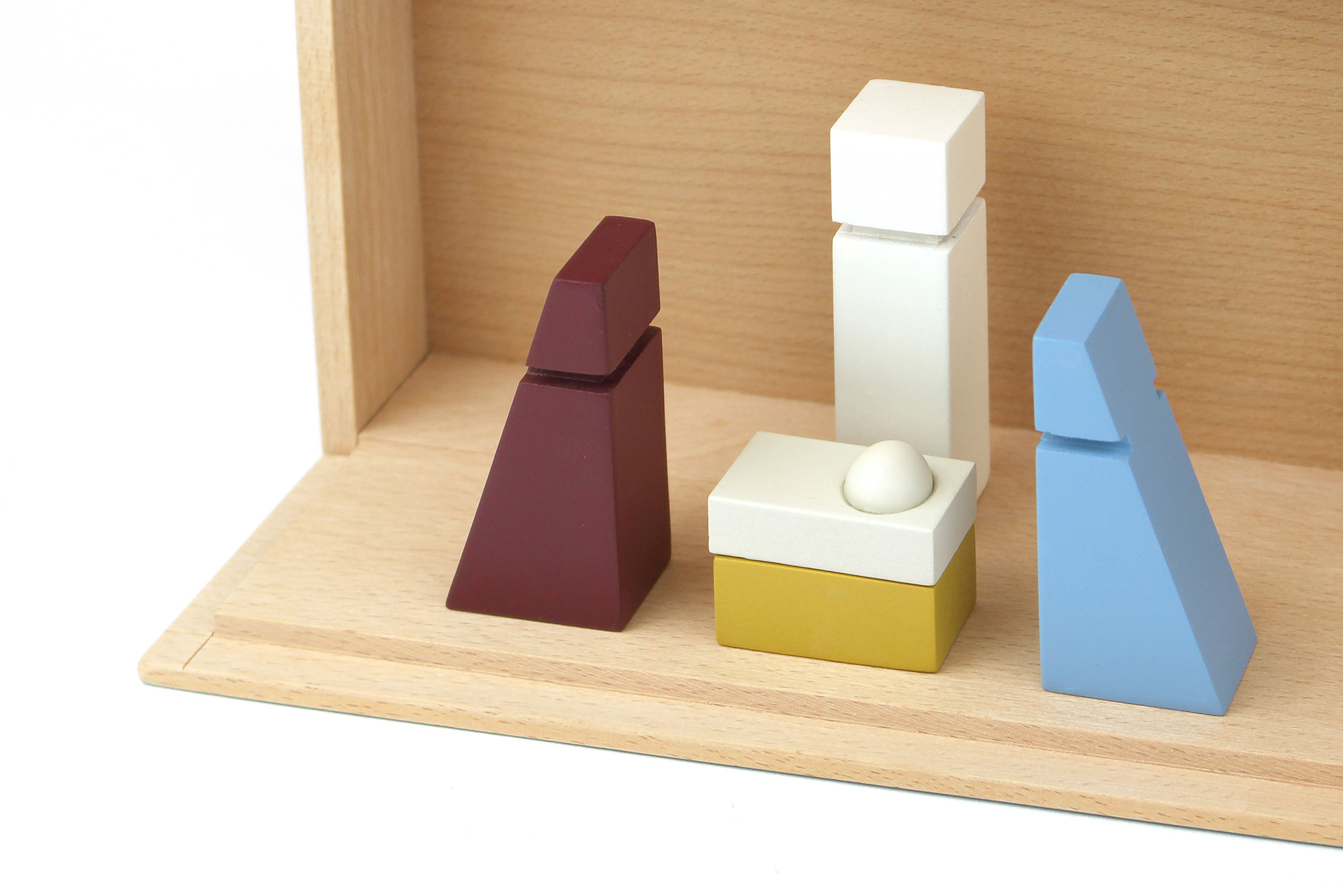 The Ikonic Minimalist Nativity Set by Floris Hovers - Gessato