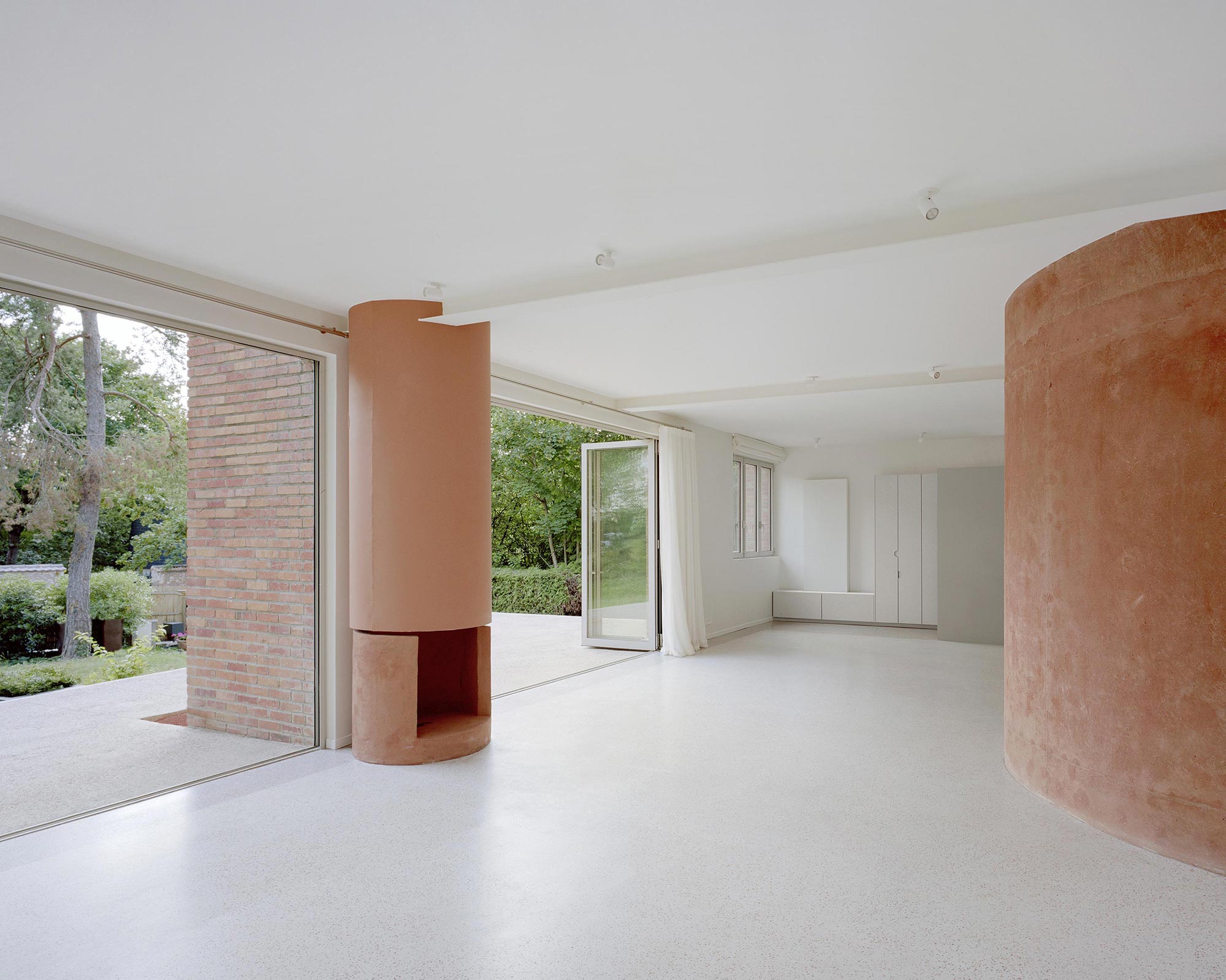 The Restoration and Transformation of a House in Versailles - Gessato