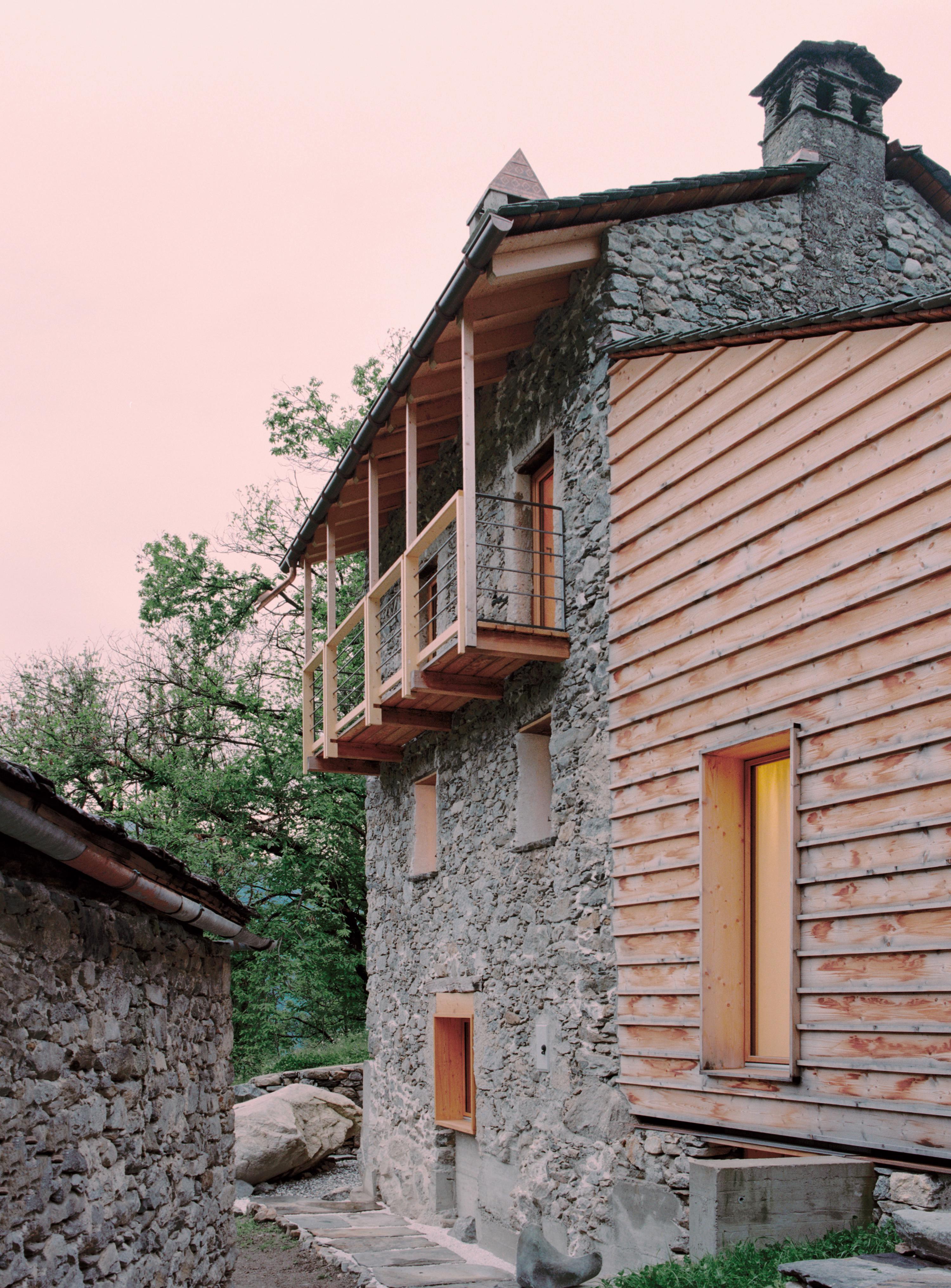 House in Lottano - Gessato