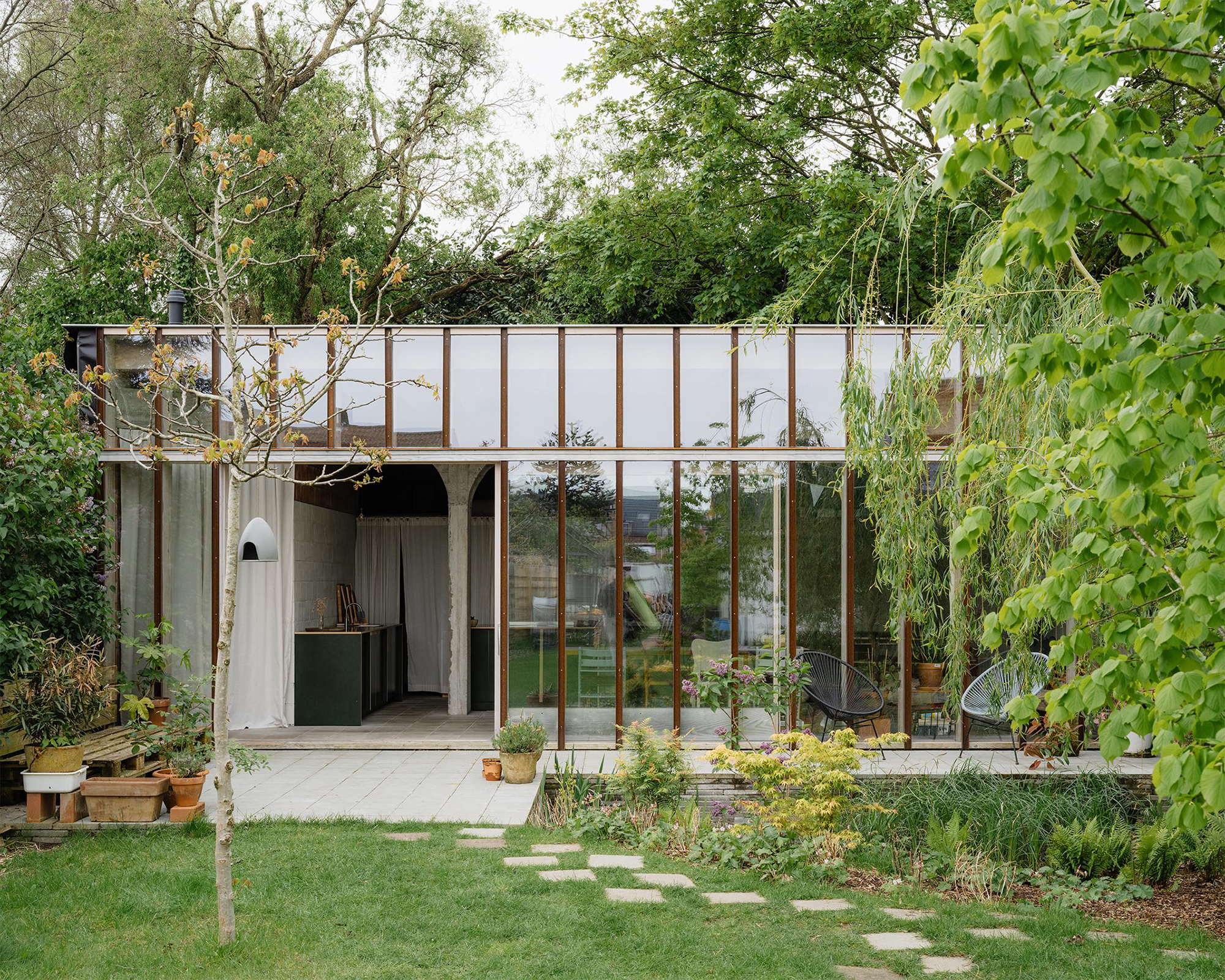 A Sustainable, Multi-Functional Garden House - Gessato