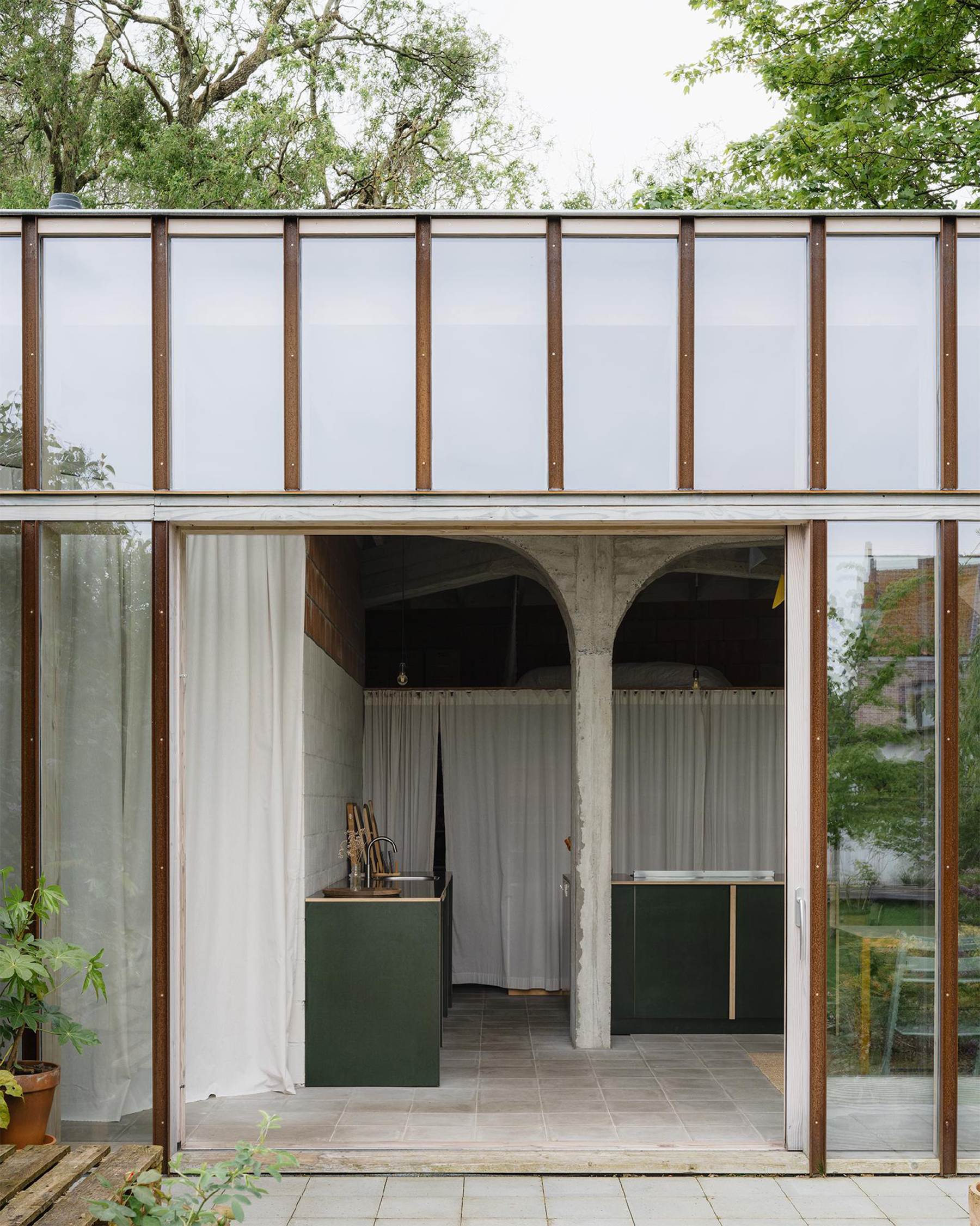 A Sustainable, Multi-Functional Garden House - Gessato