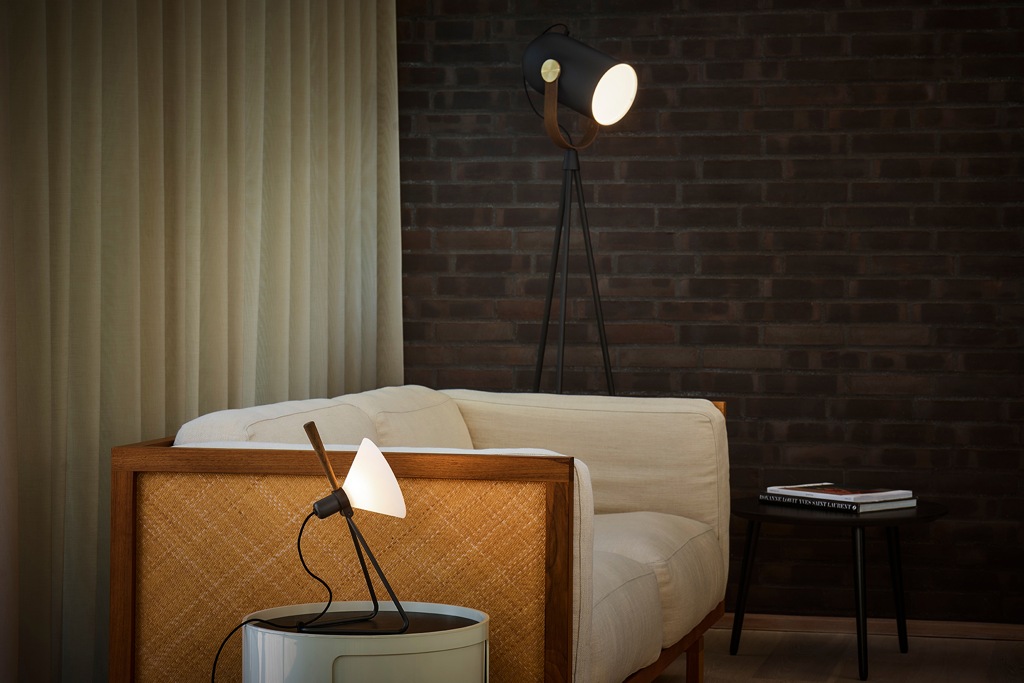 Le Klint’s Versatile Spot Wall/Table Lamp - Gessato