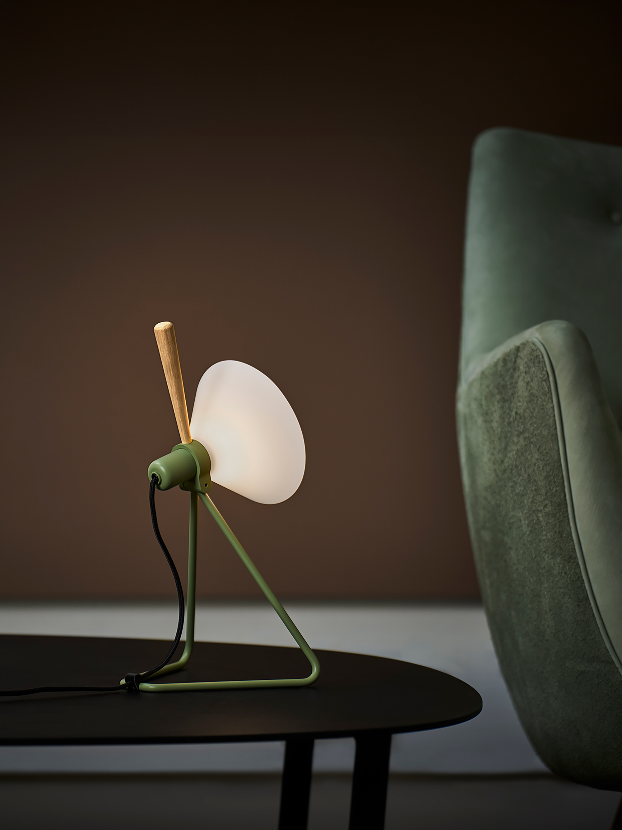 Le Klint’s Versatile Spot Wall/Table Lamp - Gessato