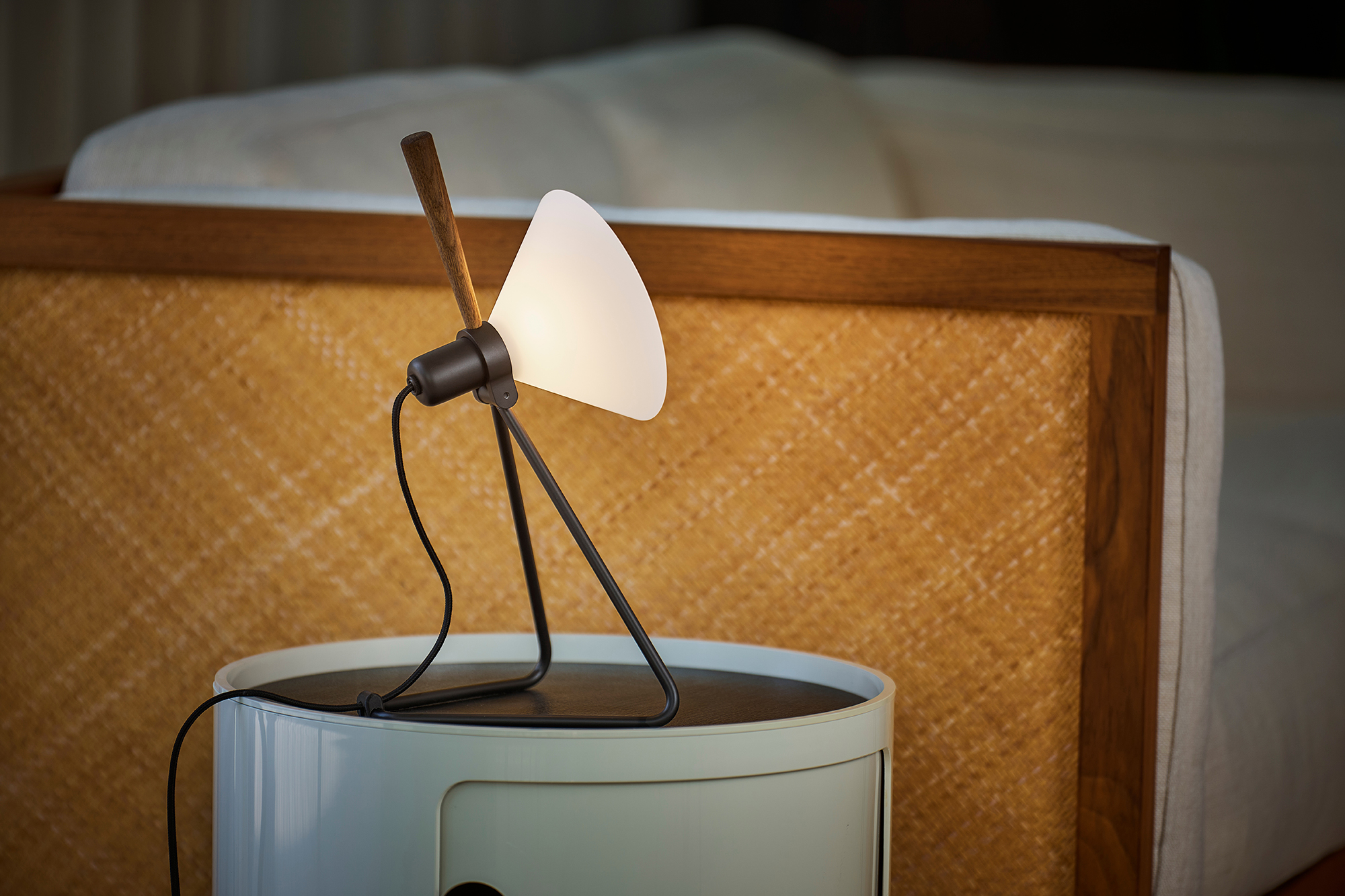 Le Klint’s Versatile Spot Wall/Table Lamp - Gessato