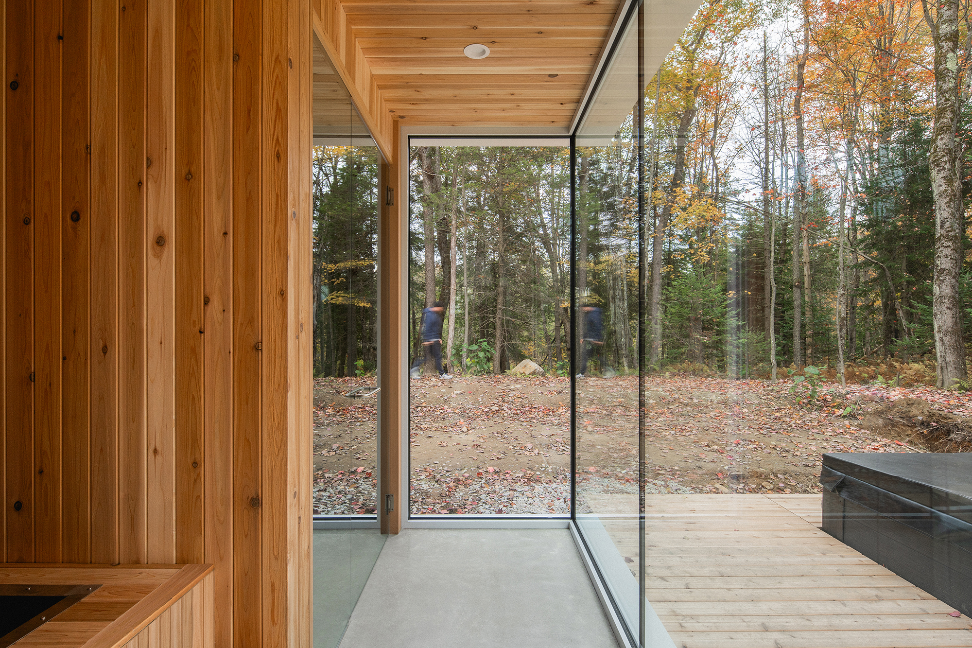 Selenite, A Forest Chalet Designed for Quiet Relaxation - Gessato