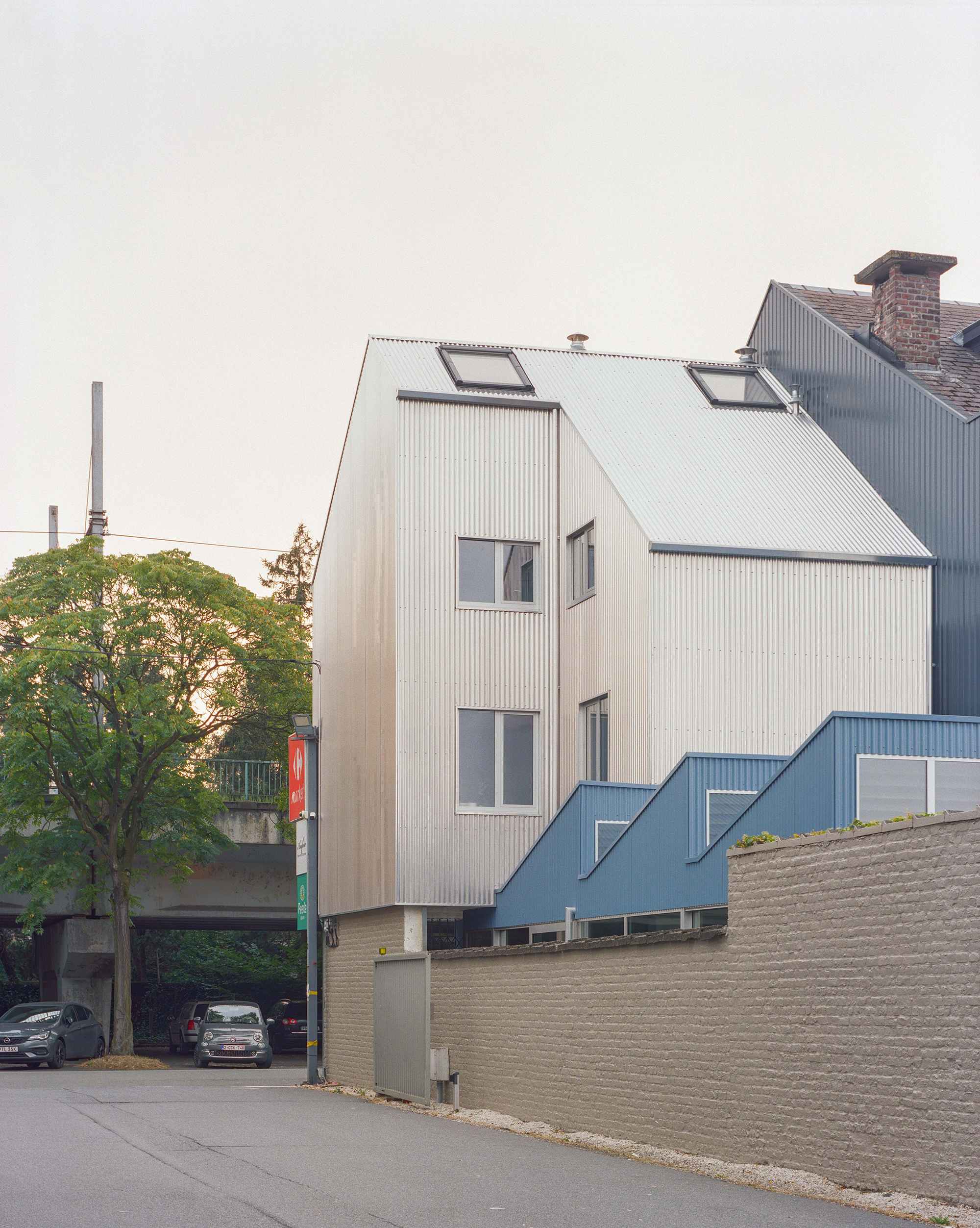 Rinskopf, An Industrial-Style Home in Belgium - Gessato