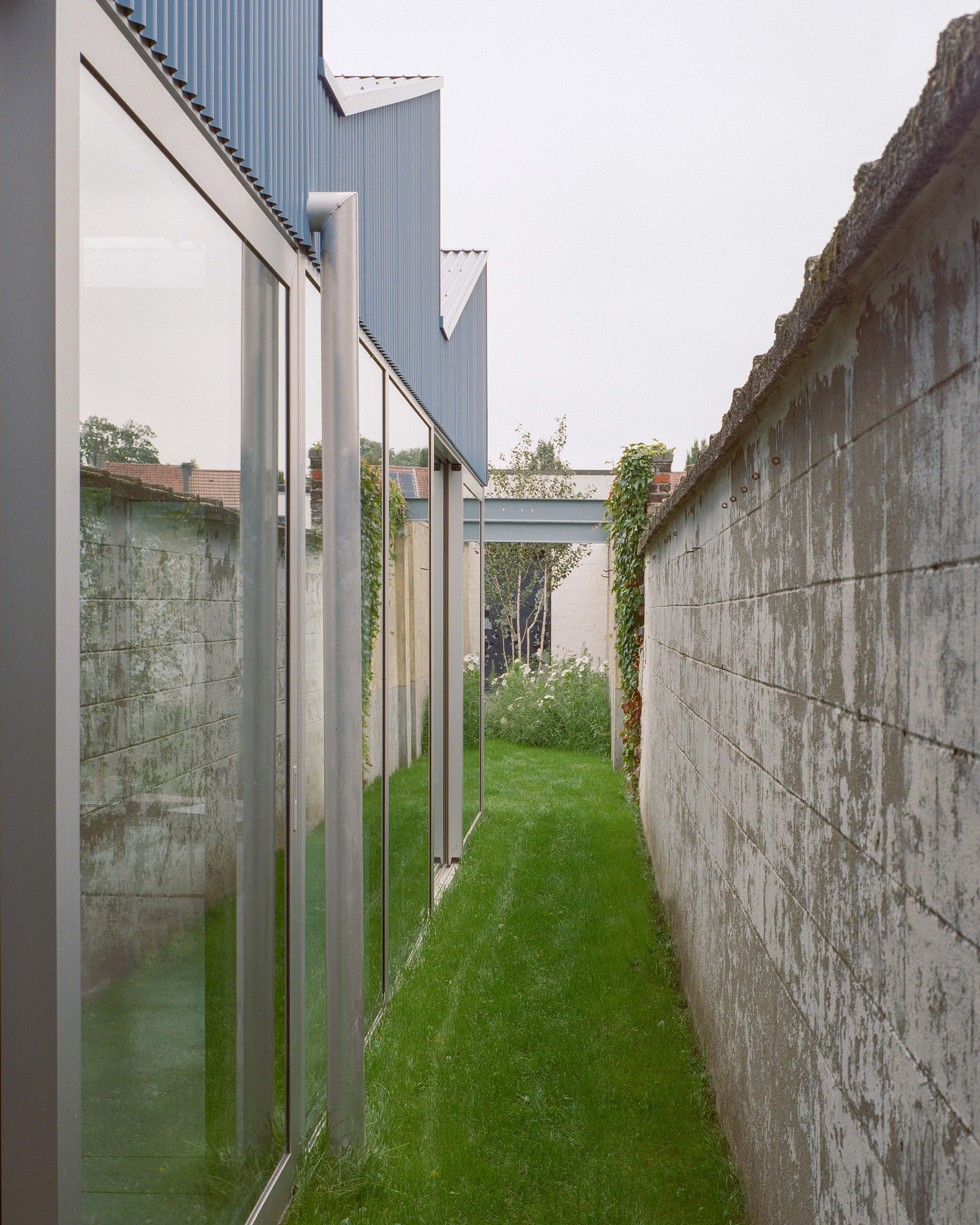 Rinskopf, An Industrial-Style Home in Belgium - Gessato