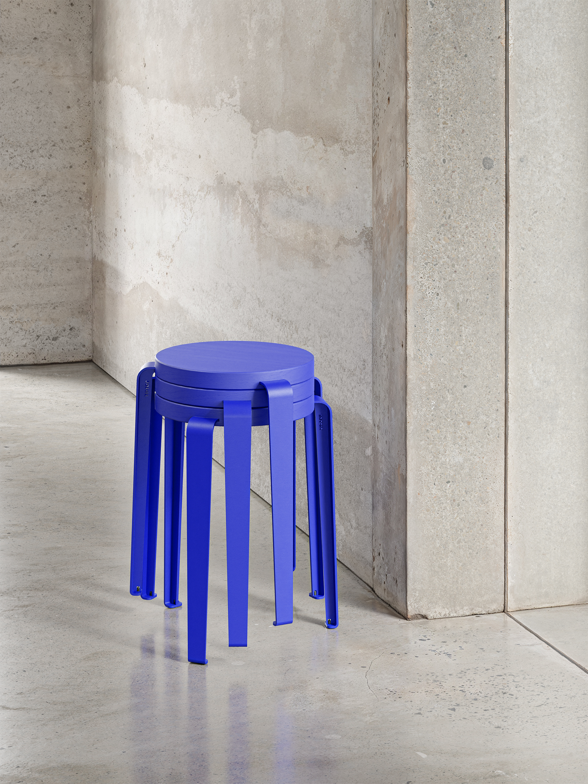 The Tiptoe x Klein Blue Collection - Gessato