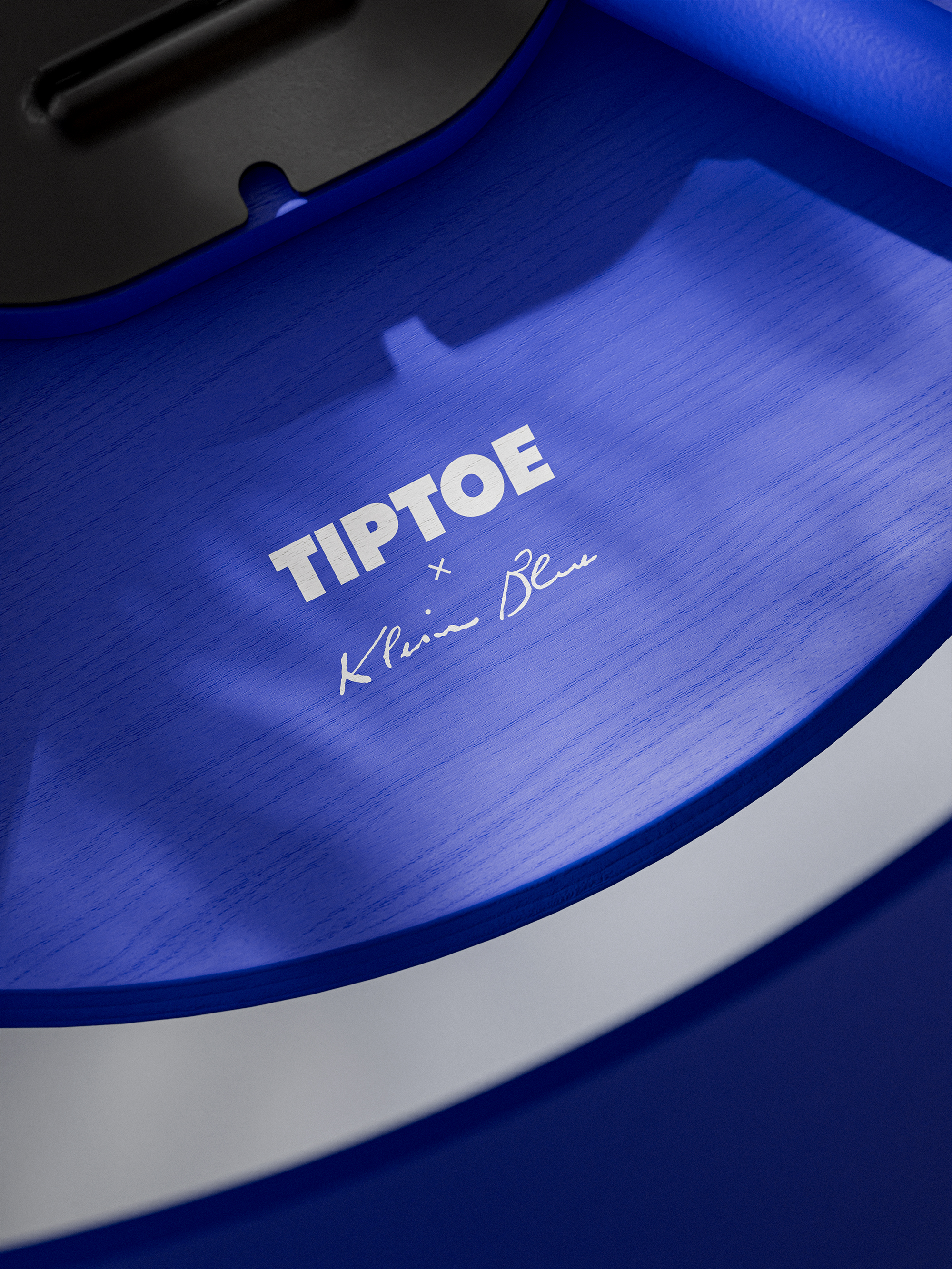 The Tiptoe x Klein Blue Collection - Gessato