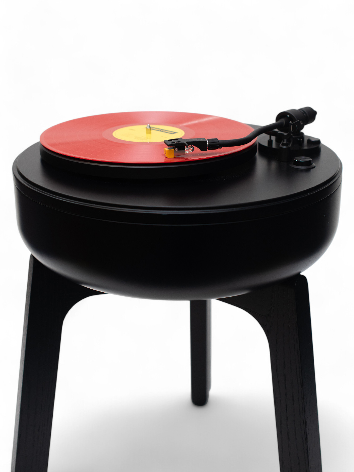 Turntable by Amunì Studio - Gessato