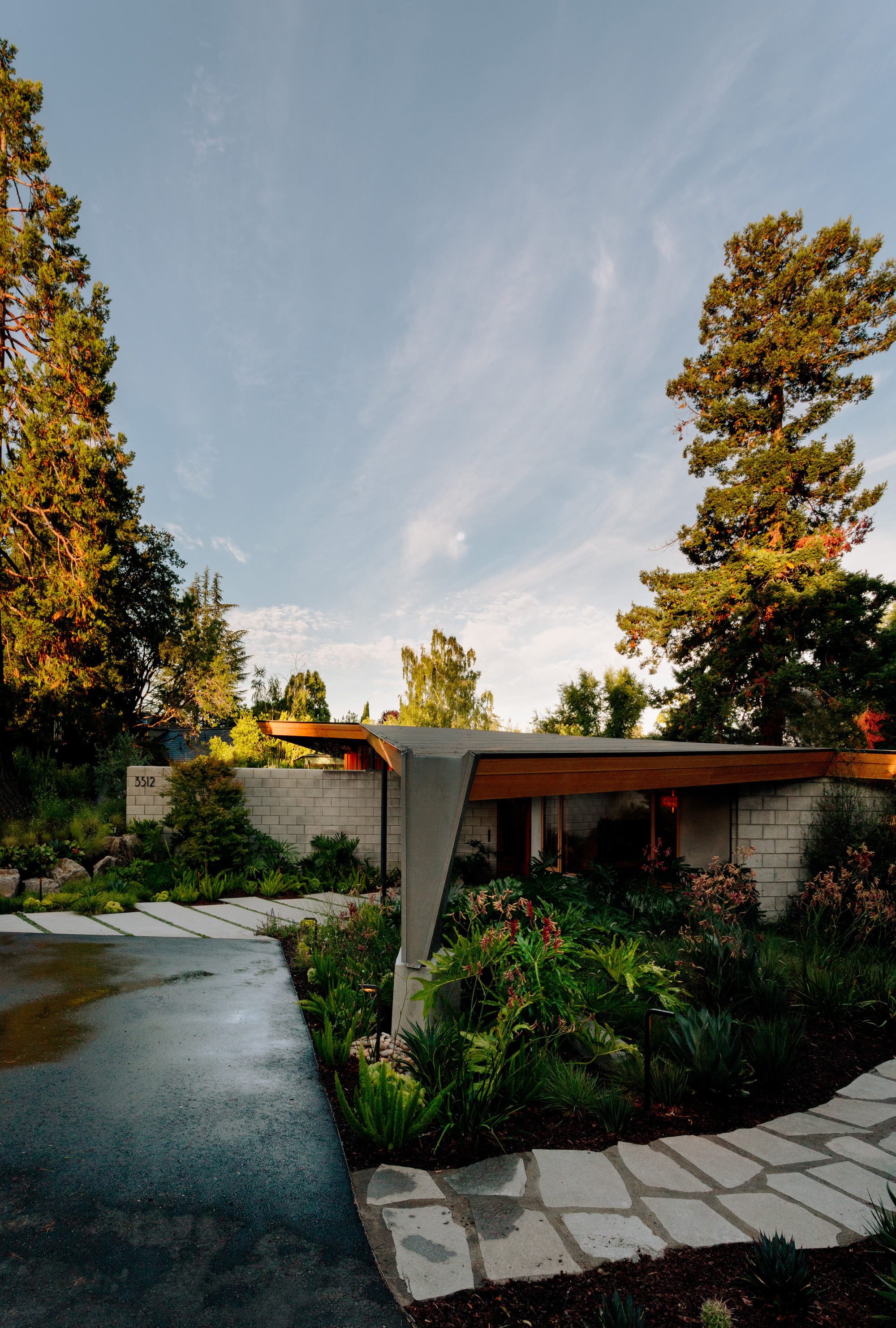 The Respectful Transformation of a California Modern House - Gessato